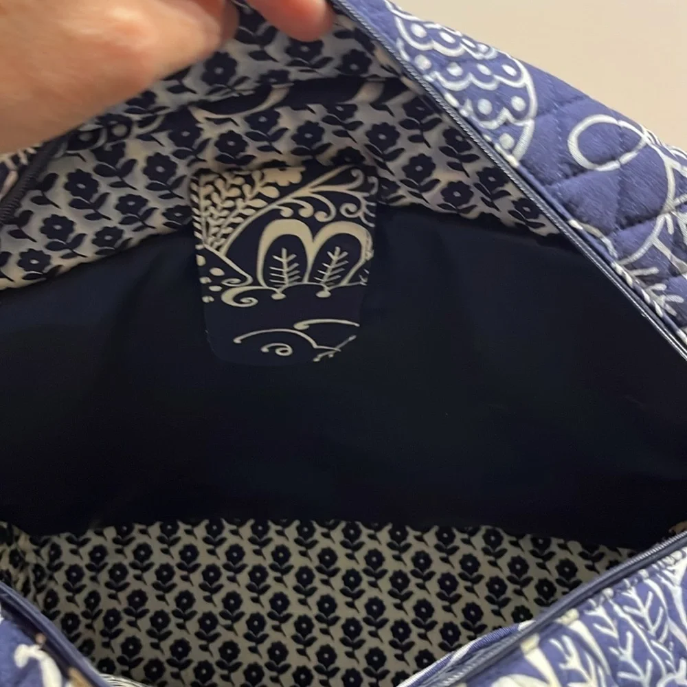 Vera Bradley Blue & Ivory Floral Paisley Print Laptop Commuter Bag Travel Tote
